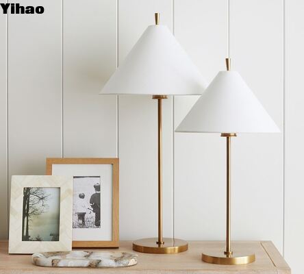 Beli Lampu Meja Kuningan Modern dengan Bayangan Linen untuk ruang tamu dan tempat tidur pembuatan online