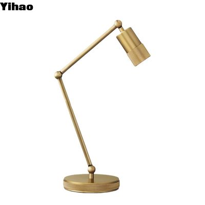 Chrome Finish American Style Lampu Kuningan, Modern Simple Personality Table Lamp 15 Kg