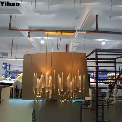 Custom Brass Branch Chandelier dengan Crystal Shade dan 3500K Warm White LED untuk Pencahayaan Indoor yang Elegan