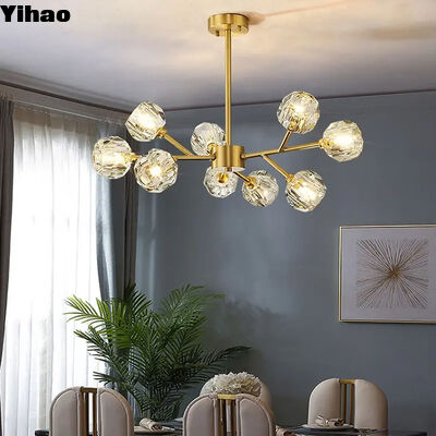 Luxury Brass Body Crystal Shade Chandelier dengan Tingginya Bisa Disesuaikan untuk Ruang Tamu Modern