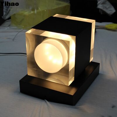 Desain Modern Crystal Shade Wall Lamp dengan 3500K Warm White LED untuk ruang tamu dan kamar tidur